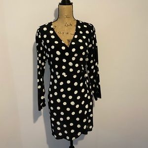 V neck wrap around dress